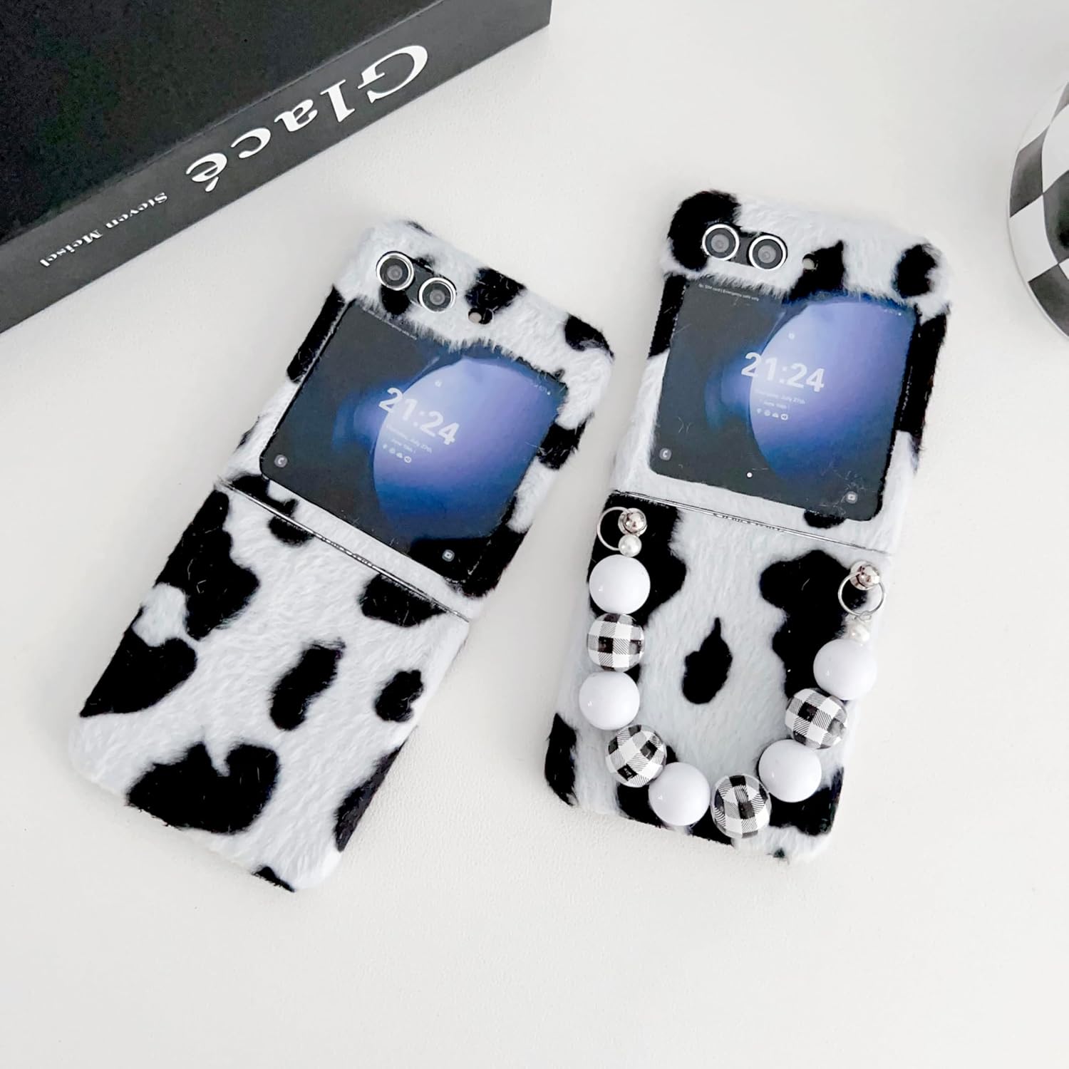 for Samsung Galaxy Z Flip 5 Case,fun Cow Pattern Design,cute Animal Imitation Skin Texture Protection Cover,plush Phone Shell with Bead Bracelet for Galaxy Z Flip 5 (with chain)