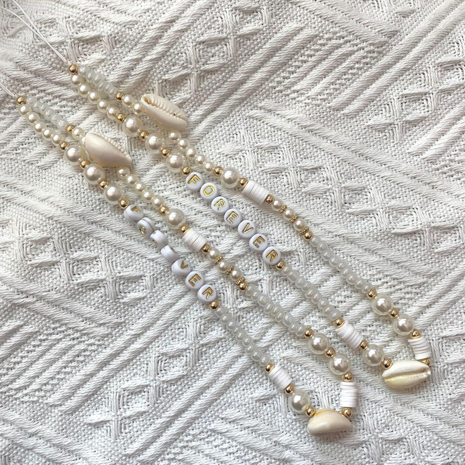 Cell Phone Lanyard Strap, Bohemia Beads Love Heart Letters Smartphone Charms Strap Beads Pearl Rope Mobile Phone Chains Phone Case Hanging Cord for Women Grils Summer Fashion Trendy, White